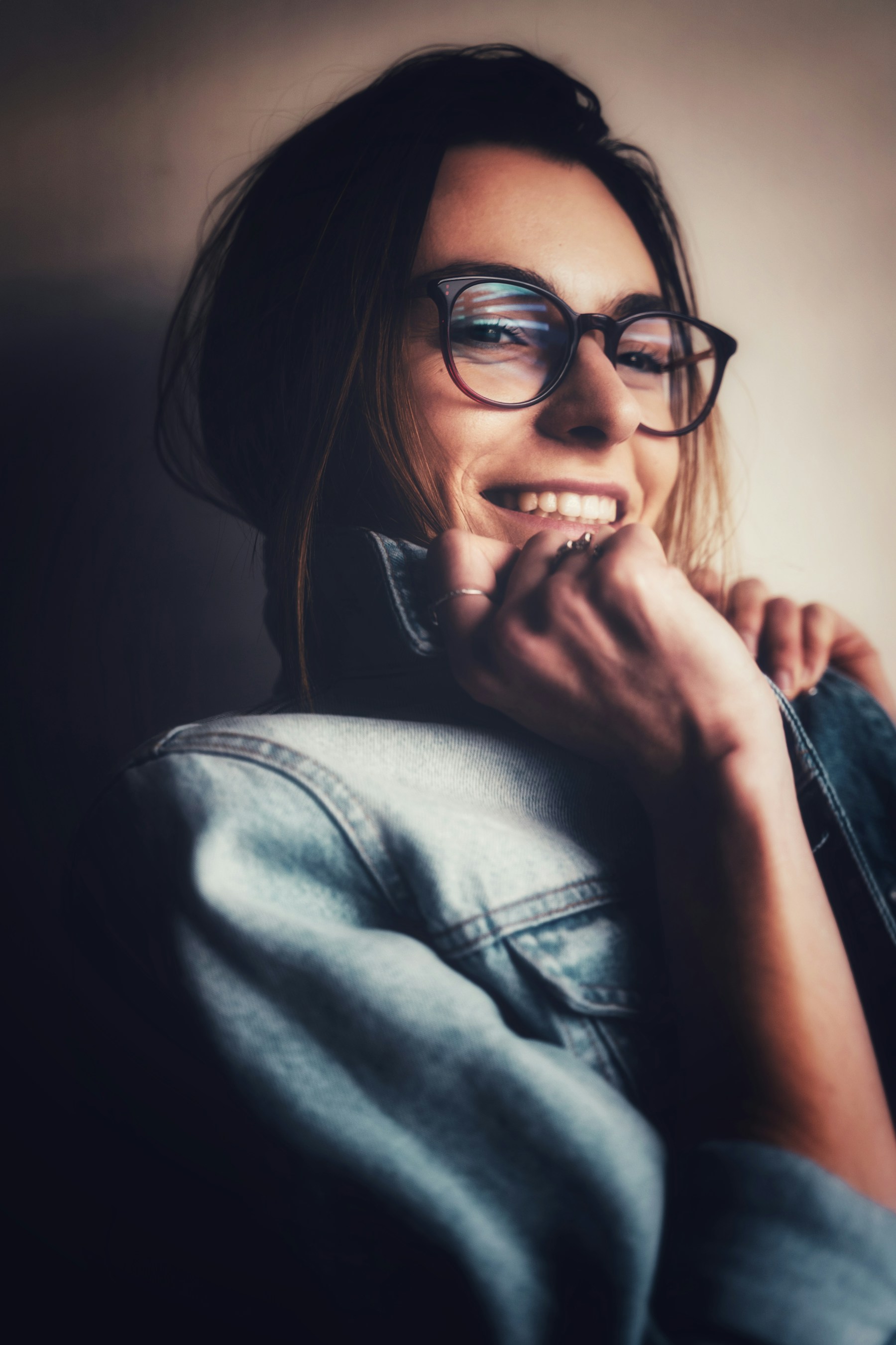 Woman wearing modern eyeglasses